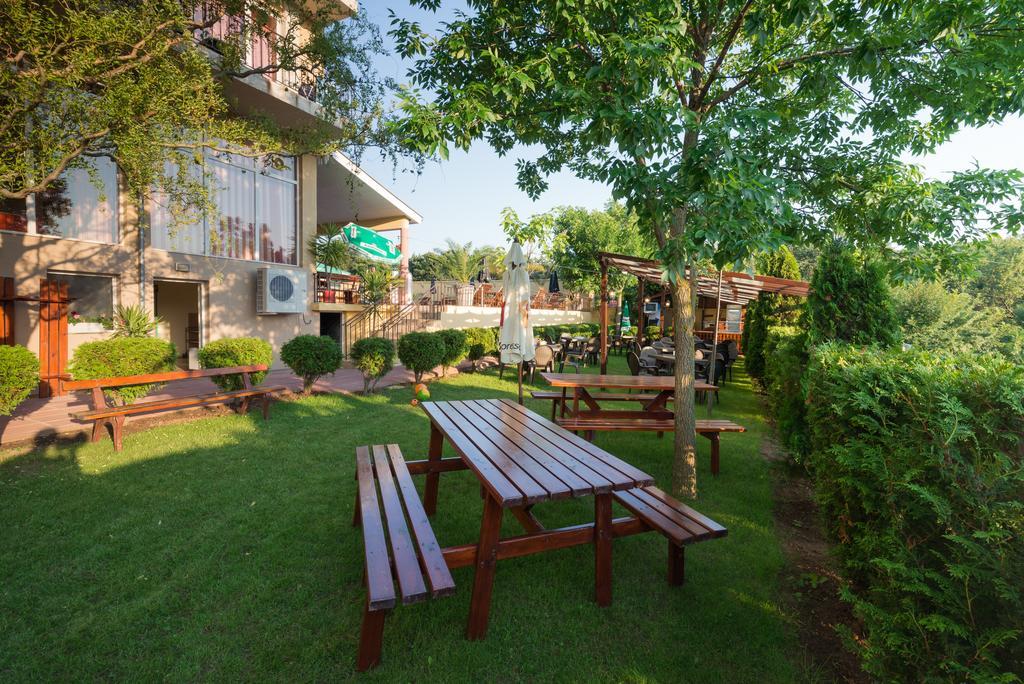 Family Hotel Dayana Beach Sinemoretz Esterno foto