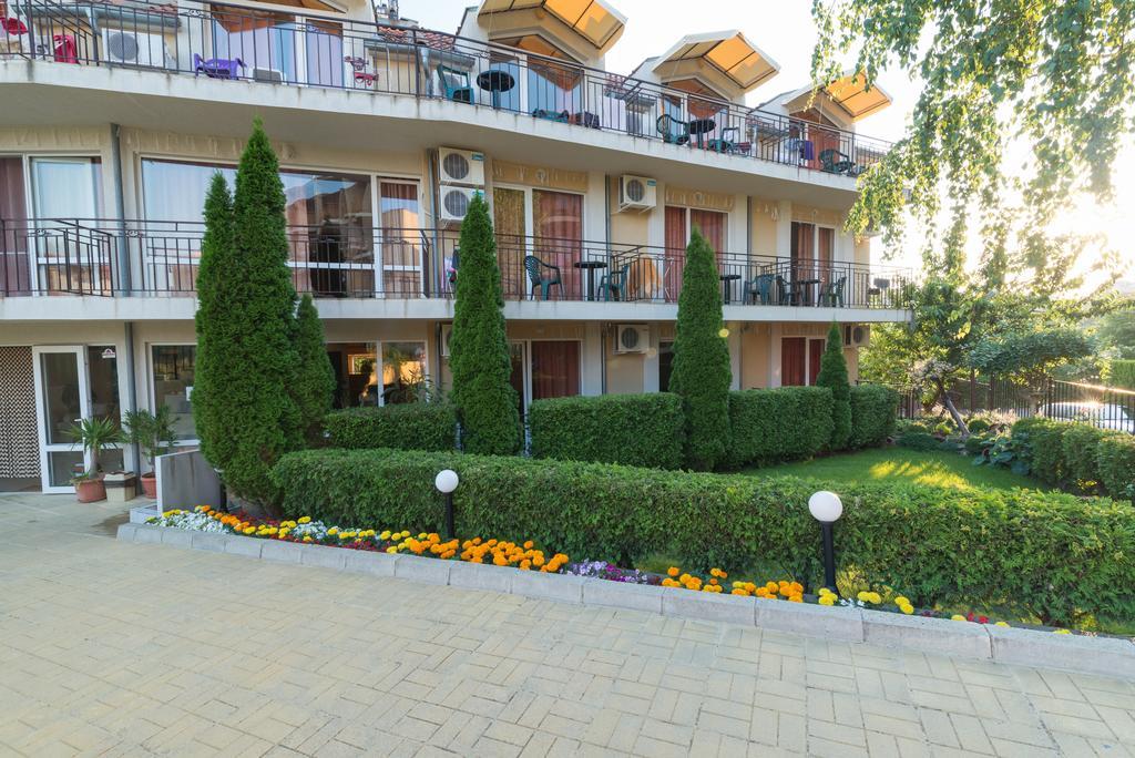 Family Hotel Dayana Beach Sinemoretz Esterno foto