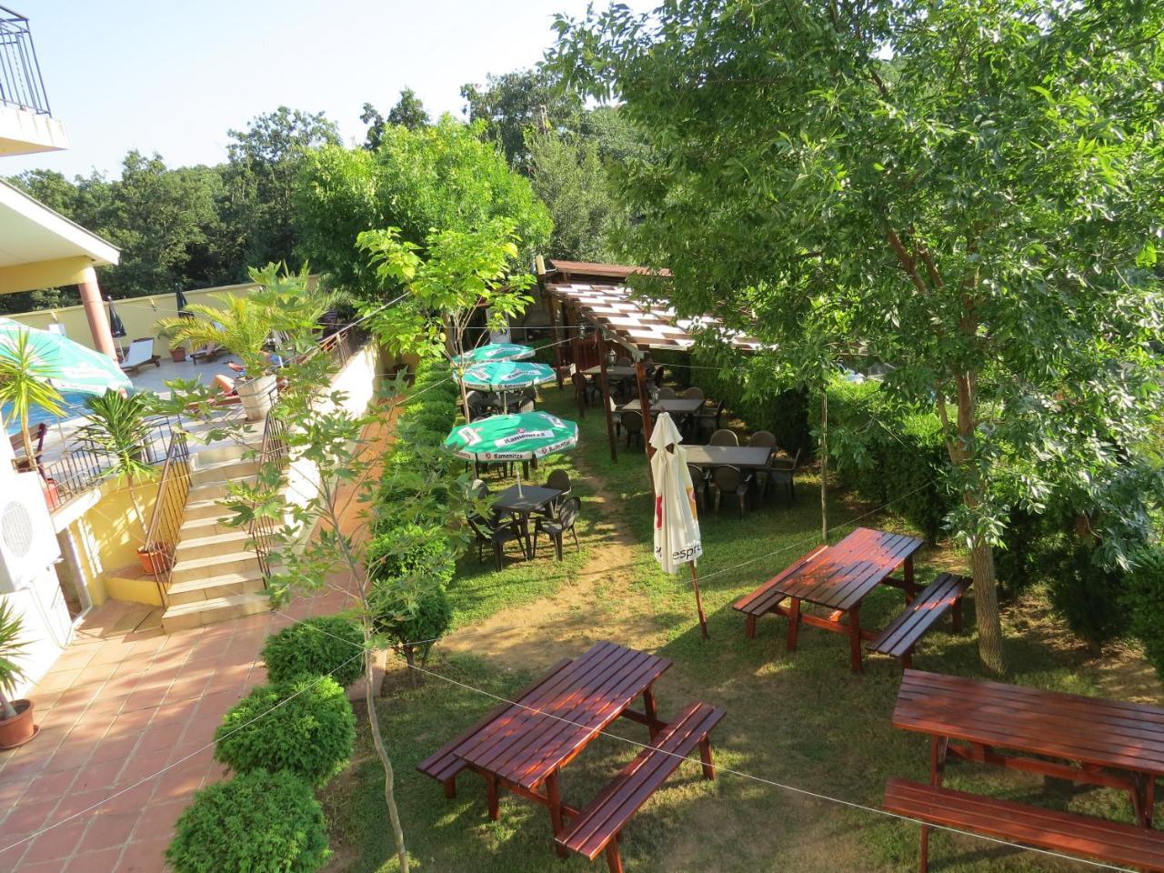 Family Hotel Dayana Beach Sinemoretz Esterno foto