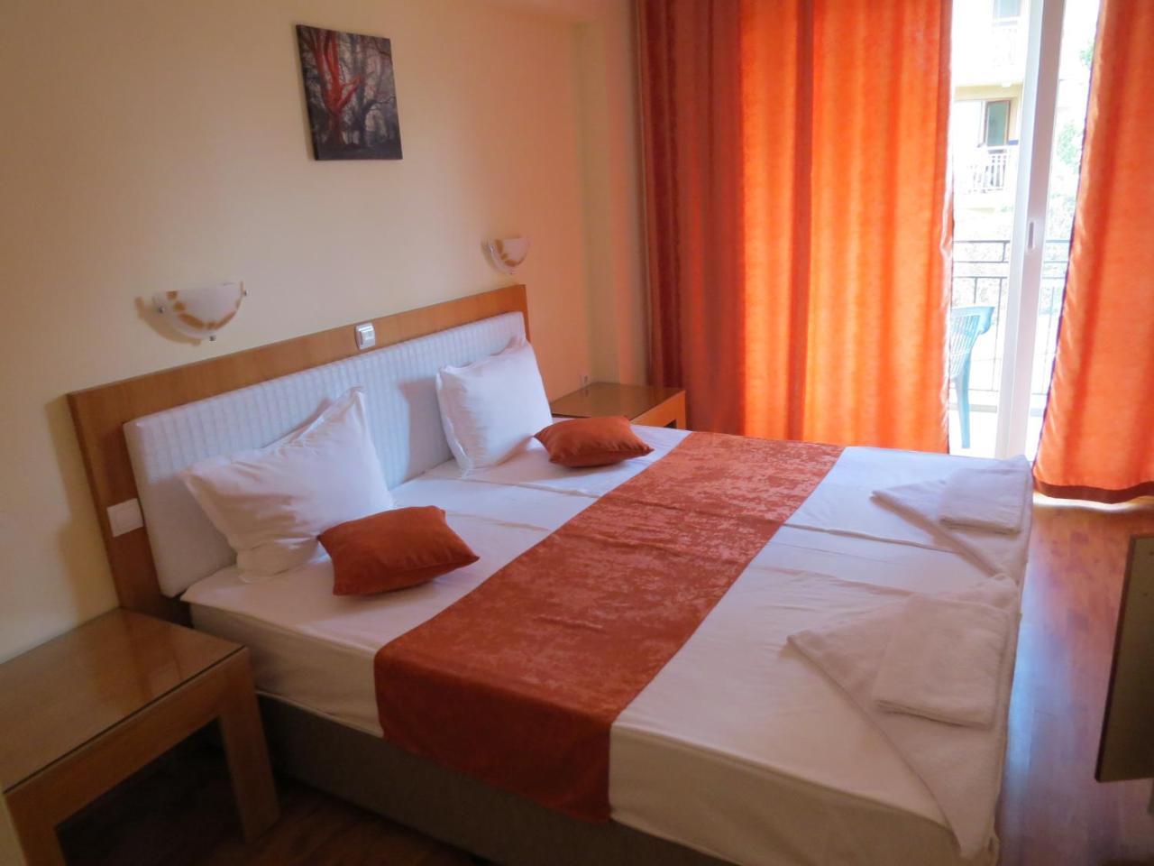 Family Hotel Dayana Beach Sinemoretz Esterno foto