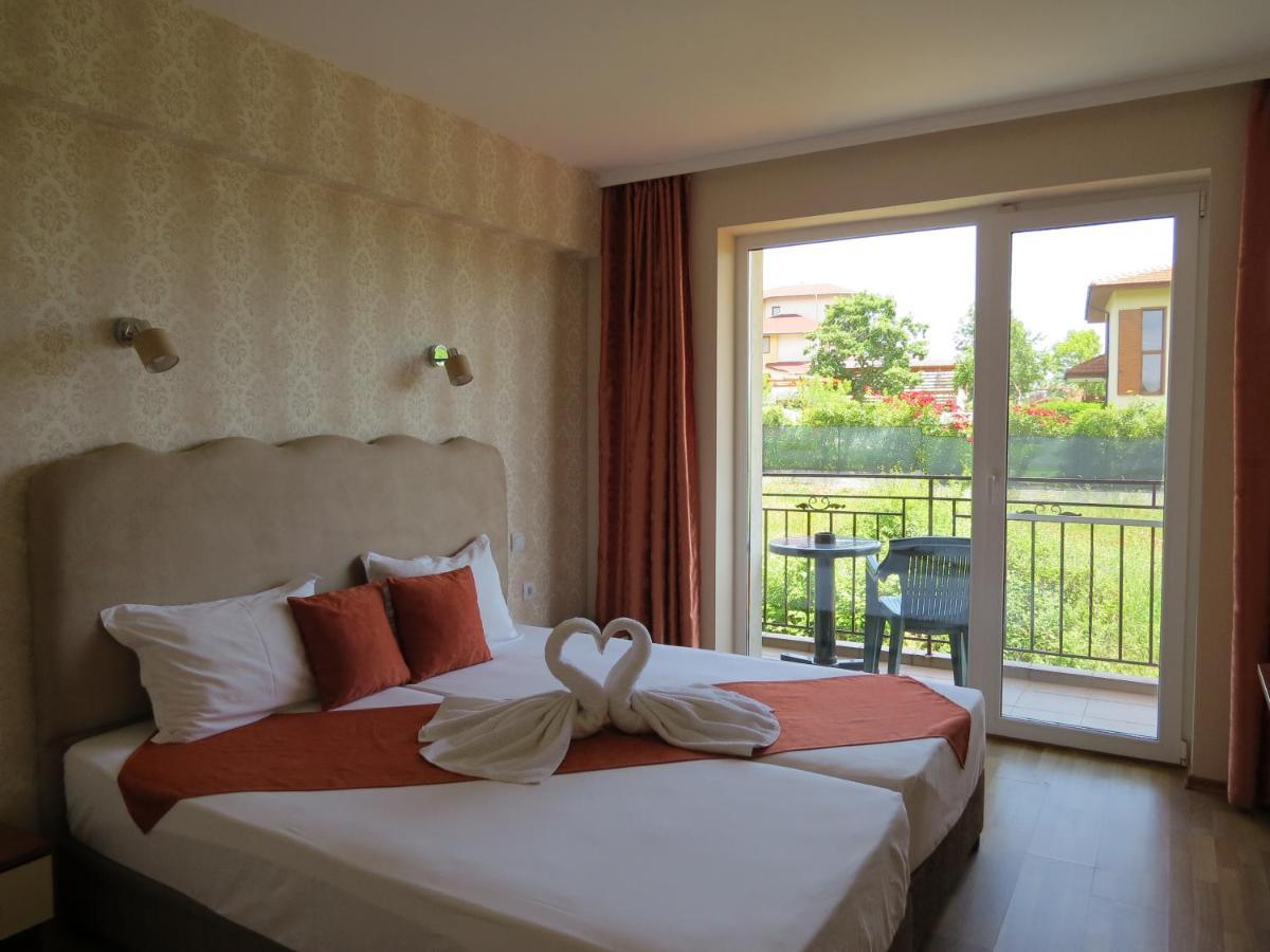 Family Hotel Dayana Beach Sinemoretz Esterno foto